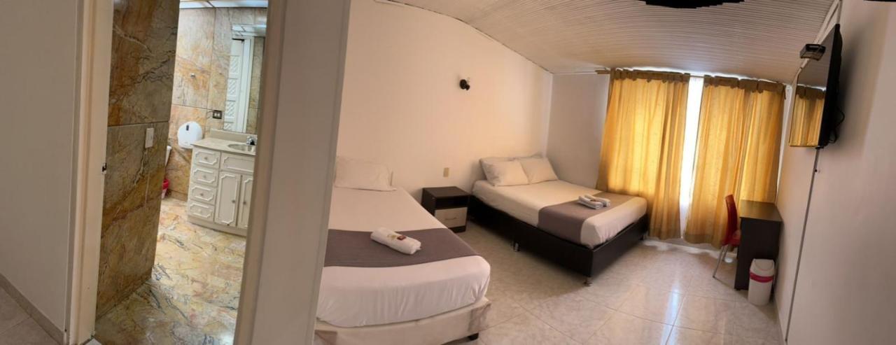 Hotel Embassy Star Μπογκοτά Εξωτερικό φωτογραφία