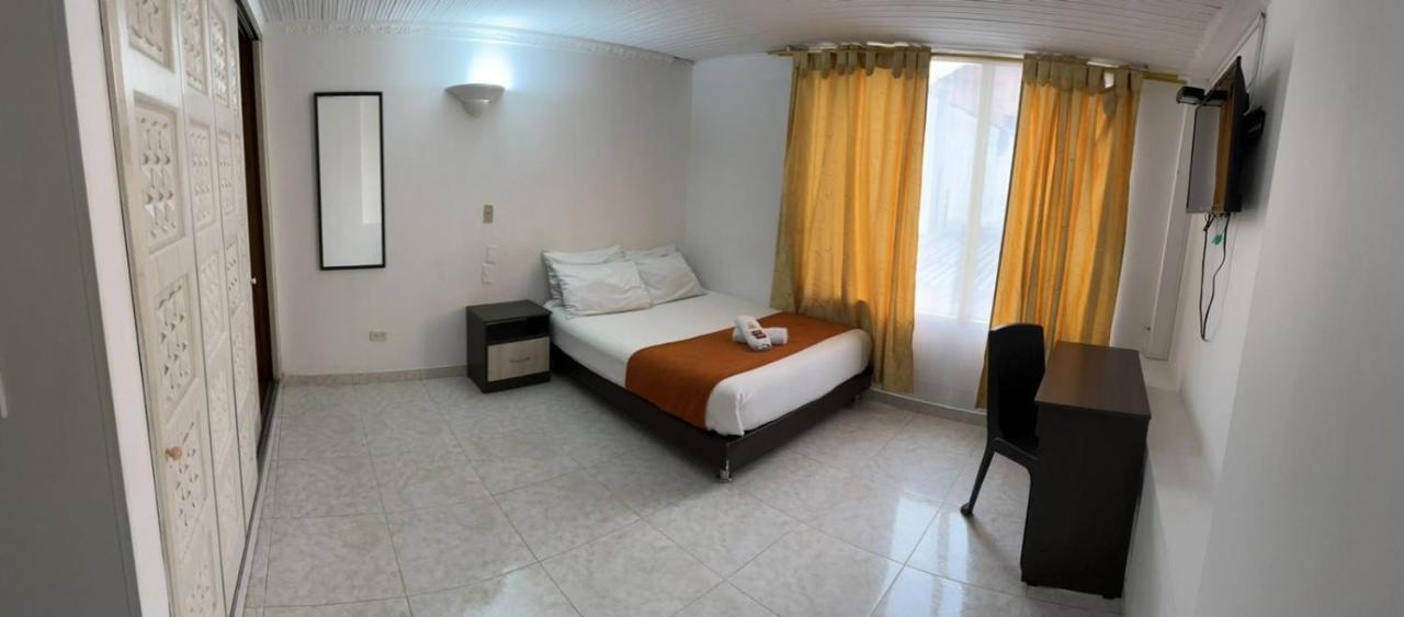 Hotel Embassy Star Μπογκοτά Εξωτερικό φωτογραφία